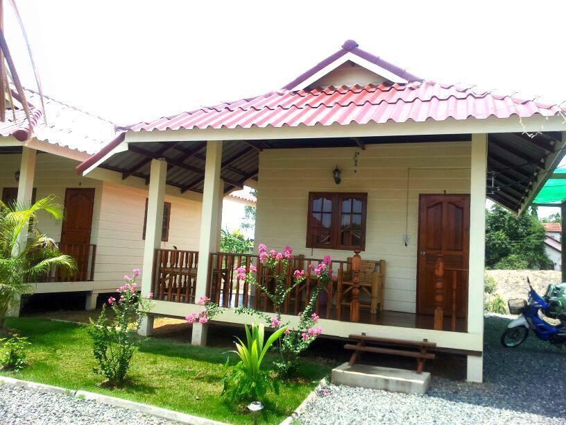 Smile Resort Mae Rim Esterno foto